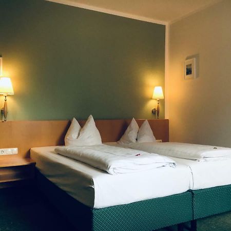 Domizil Alte Post Hotel Puttlingen Luaran gambar