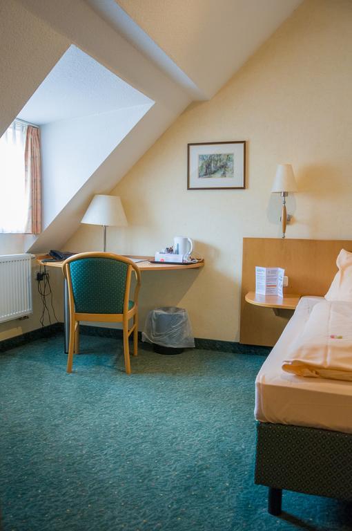 Domizil Alte Post Hotel Puttlingen Luaran gambar