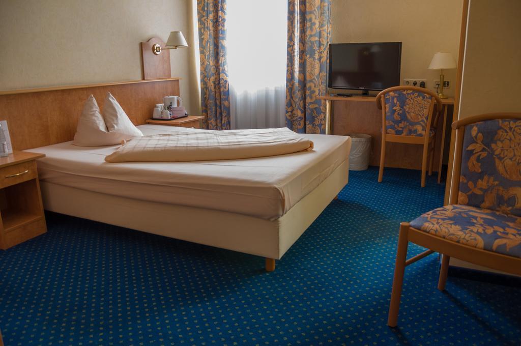 Domizil Alte Post Hotel Puttlingen Luaran gambar