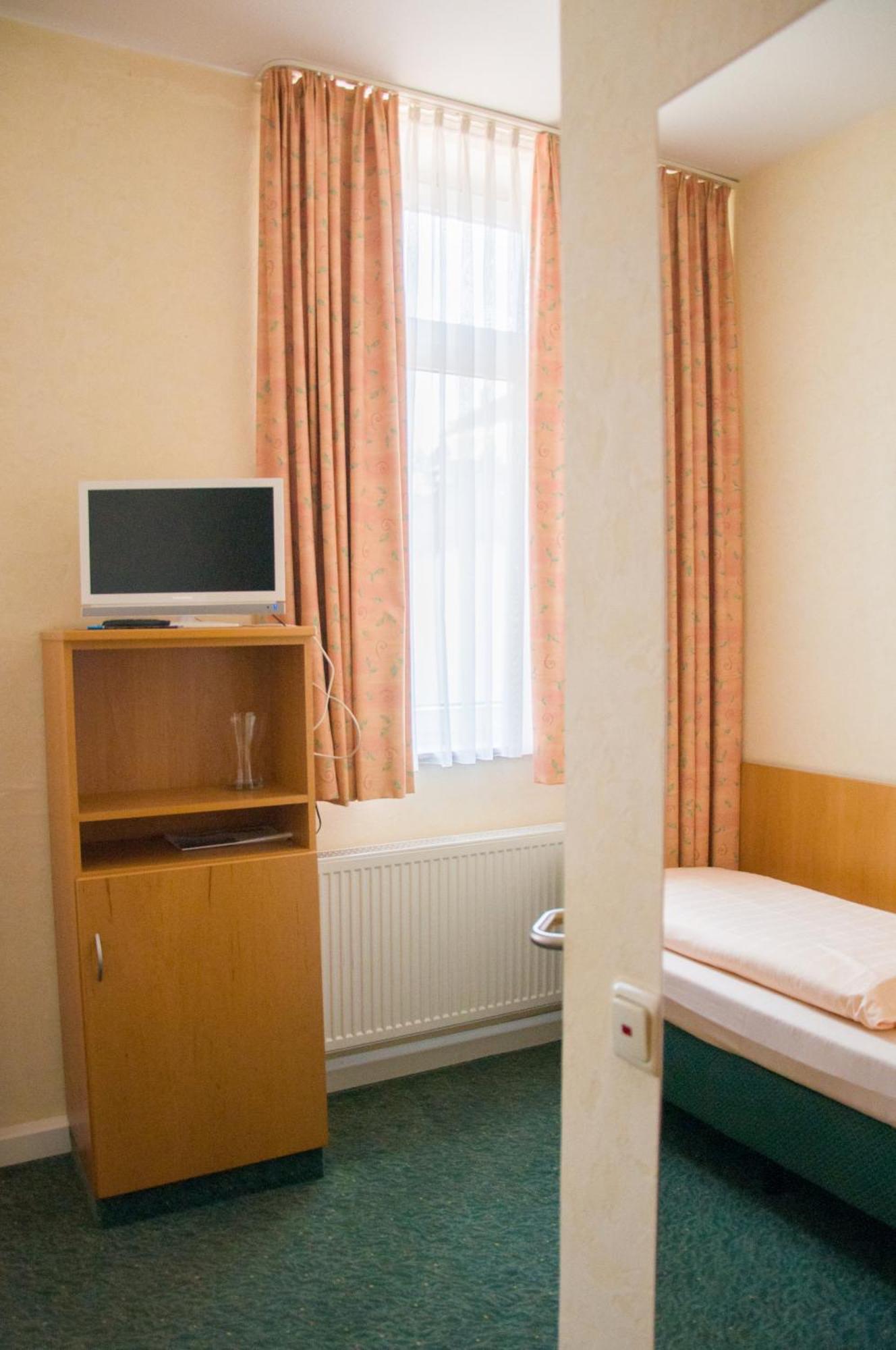 Domizil Alte Post Hotel Puttlingen Bilik gambar