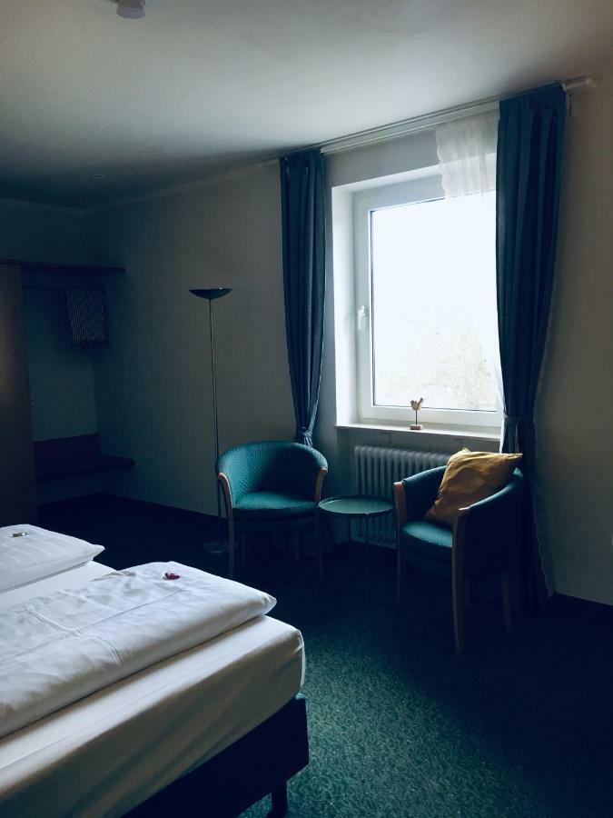 Domizil Alte Post Hotel Puttlingen Luaran gambar